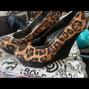 Leopard Print wedge shoes